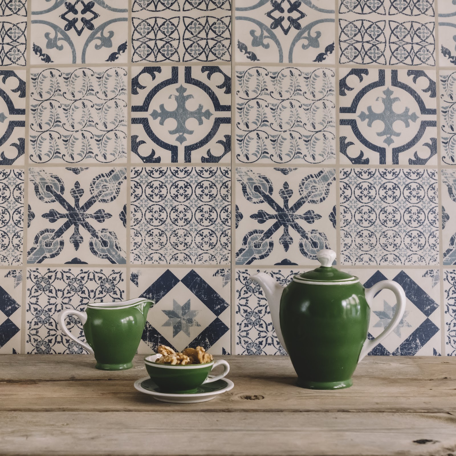 Como Combinar Pisos Cerâmicos e Azulejos Retrô em Ambientes Pequenos