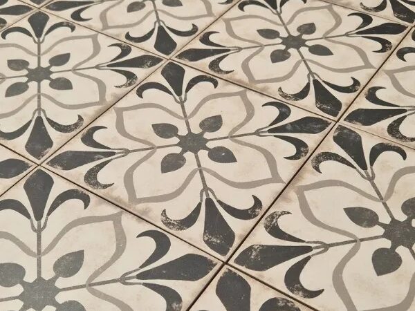 Porcelanato Hidráulico vs Ladrilho Hidráulico: Diferenças e Benefícios